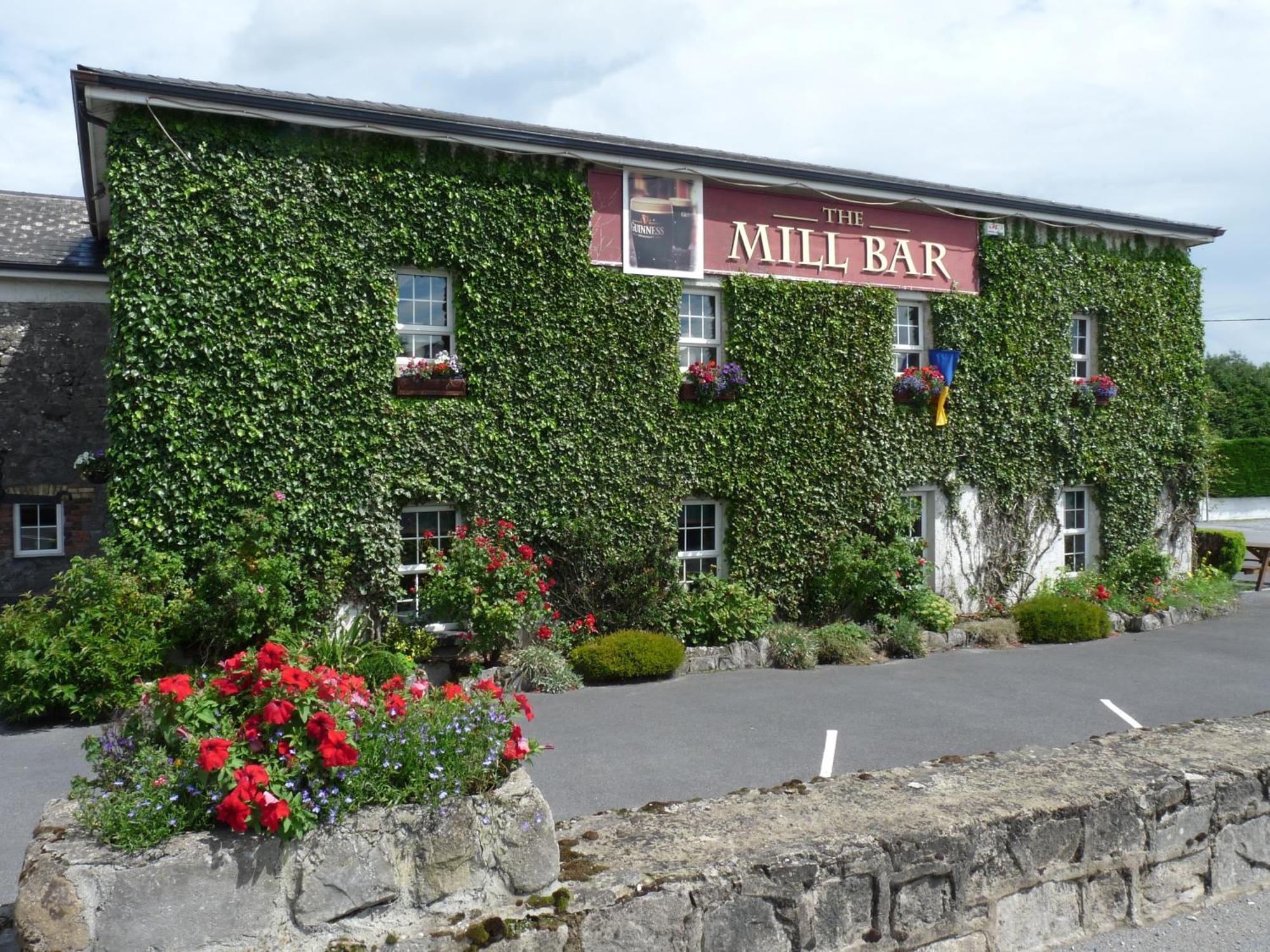 The Mill Bar Bed and Breakfast Athlone Eksteriør billede